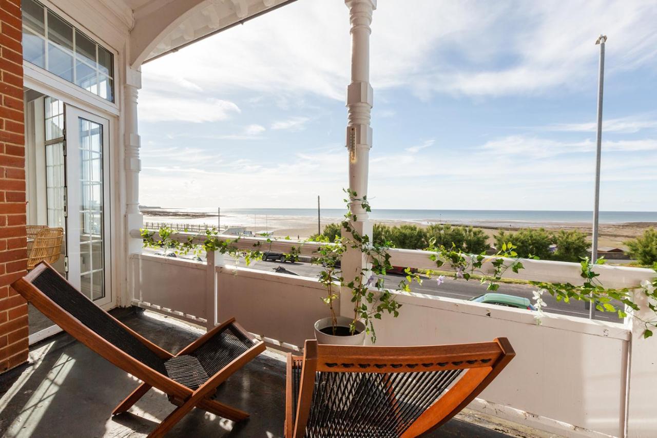 Apartamento A View Of The Bay- Panoramic Sea Views- Sleeps 4 Westgate-on-Sea Exterior foto
